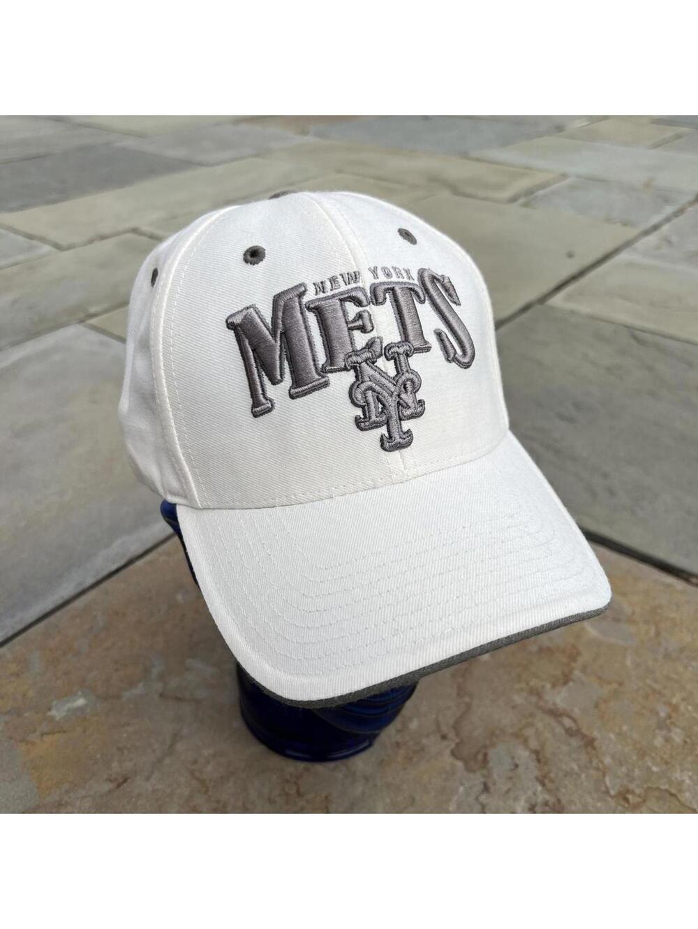 Neo-Vintage Y2K New York Mets Genuine MLB Strapback Hat